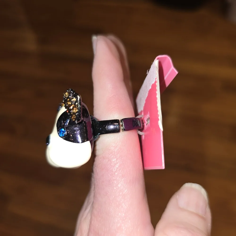 NWT Betsey Johnson Royal Engagement English Bulldog Ring